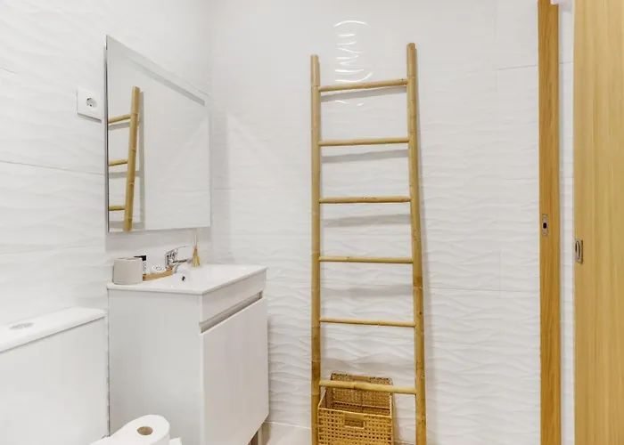 2br Renovated Heart Of Santos W/ Ac | By Airnest *