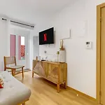2br Renovated Heart Of Santos W/ Ac | By Airnest 公寓 Lisboa