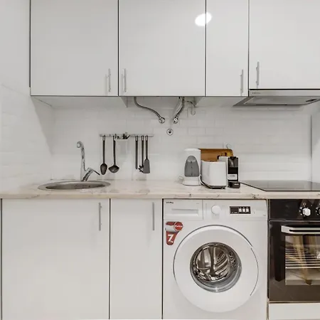 2br Renovated Heart Of Santos W/ Ac | By Airnest Apartment Lissabon