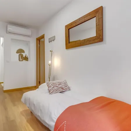 2br Renovated Heart Of Santos W/ Ac | By Airnest * Lisbona