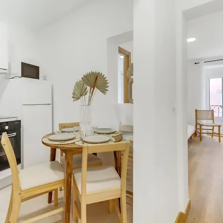 2br Renovated Heart Of Santos W/ Ac | By Airnest شقة *